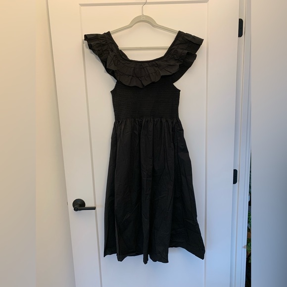 Hill House Akilah off the shoulder Nap Dress in Black - Picture 2 of 6